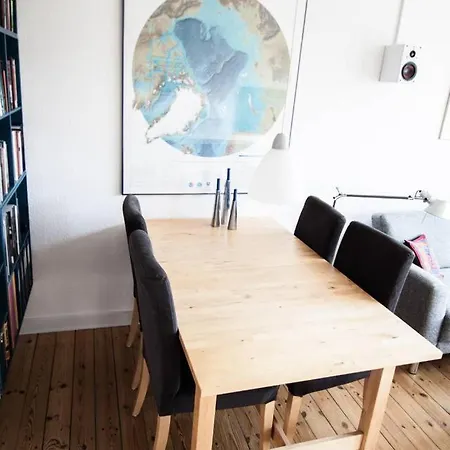 Apartment Cosy & Bright - Perfect For 2! *